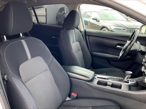 Used 2022 Nissan Sentra SV w/ All-Weather Package image 7