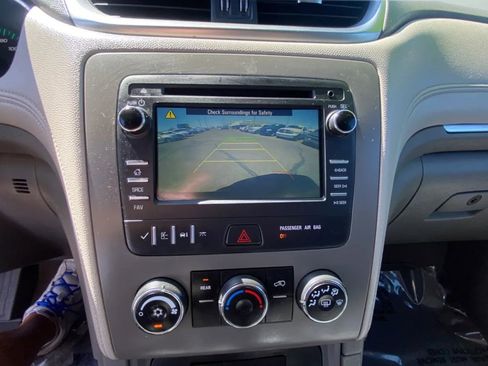 Used 2016 Chevrolet Traverse LS AWD/4WD image 16