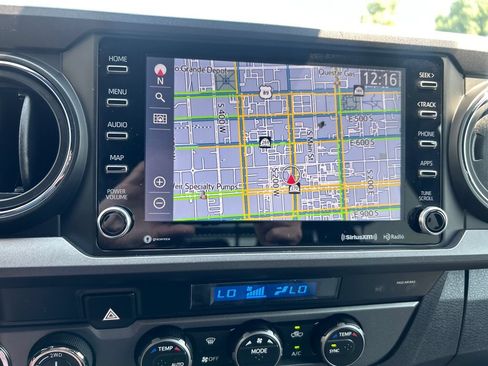 Certified 2023 Toyota Tacoma TRD Off-Road w/ Advanced Technology Package AWD/4WD image 21