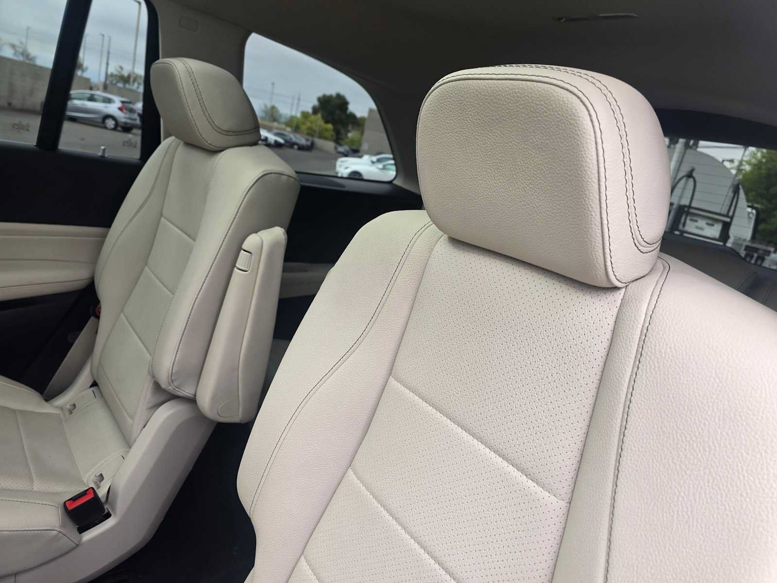 Used 2024 Mercedes-Benz GLS 450 4MATIC image 19