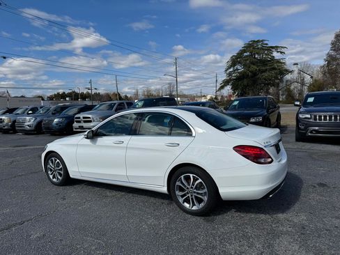Used 2017 Mercedes-Benz C 300 4MATIC Sedan image 3