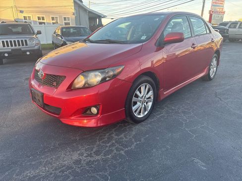 Used 2010 Toyota Corolla S image 3