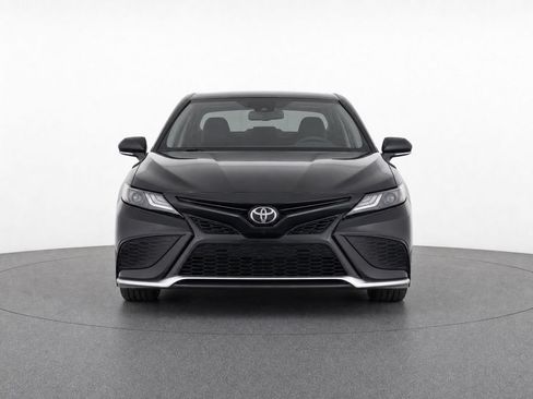 Used 2024 Toyota Camry XSE w/ Navigation Package FWD image 5