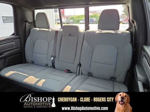 Used 2021 RAM 1500 Big Horn AWD/4WD image 19