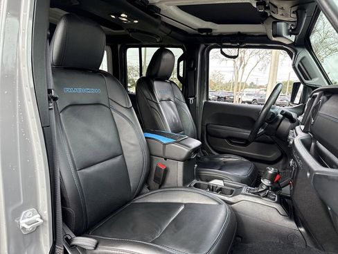 Used 2022 Jeep Wrangler Unlimited Rubicon 4xe w/ Steel Bumper Group image 23