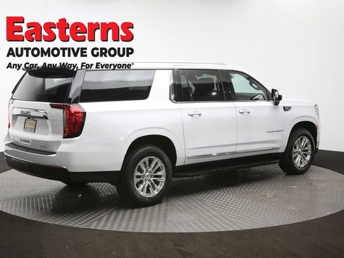 Used 2024 GMC Yukon XL SLT AWD/4WD image 46