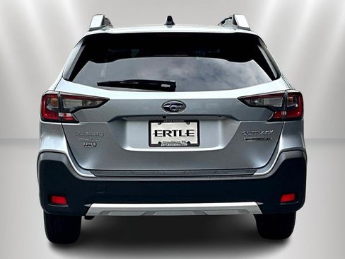 New 2025 Subaru Outback Touring XT image 4