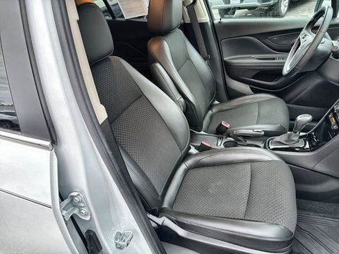 Certified 2022 Buick Encore Preferred w/ Safety Package image 26