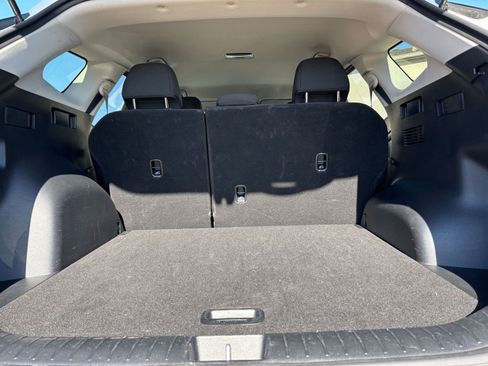 Used 2025 Kia Sportage LX image 31