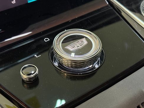 New 2025 Cadillac Escalade IQ Sport 2 image 39