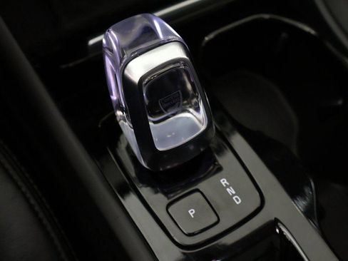 Used 2023 Volvo XC40 B5 Plus w/ Protection Package Premier image 55