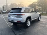 Used 2022 Jeep Grand Cherokee Laredo w/ Luxury Tech Group I image 5