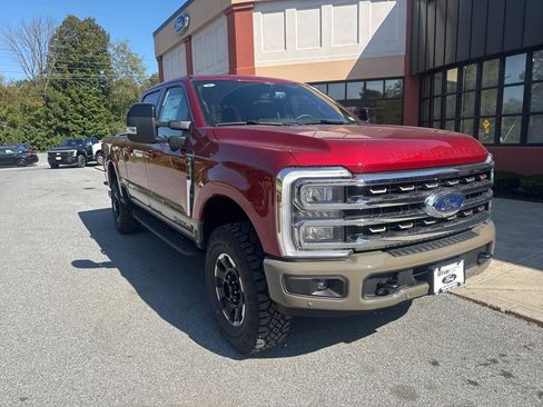 New 2026 Ford F250 King Ranch w/ Tremor Off-Road Package image 9