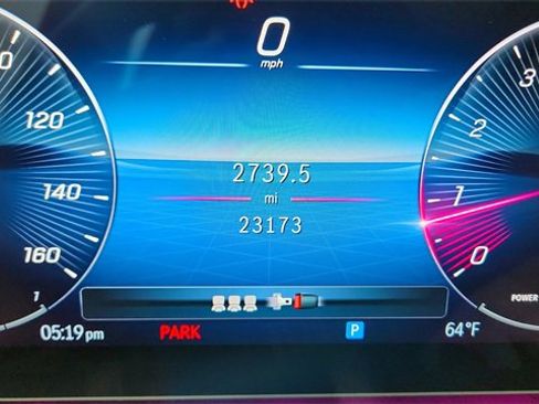 Used 2025 Mercedes-Benz GLE 350 4MATIC w/ AMG Line Exterior image 38