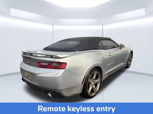 Used 2017 Chevrolet Camaro SS RWD image 18