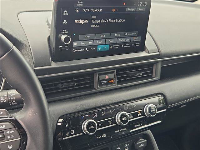 Used 2025 Honda Pilot Touring image 12