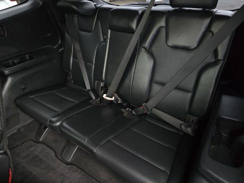 Used 2024 Kia Telluride S FWD image 28