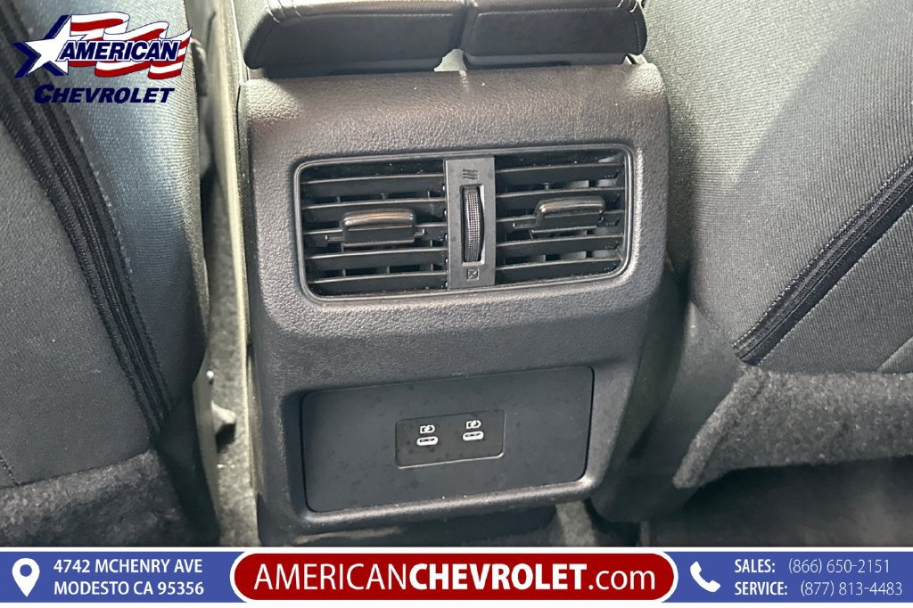 Used 2025 Nissan Rogue SV AWD/4WD image 16