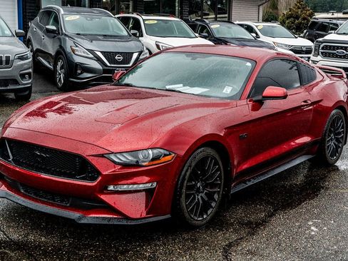 Used 2018 Ford Mustang GT Premium w/ GT Performance Package image 4