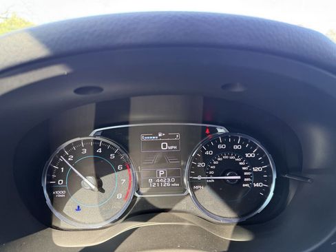 Used 2017 Subaru Forester 2.5i Touring AWD/4WD image 17