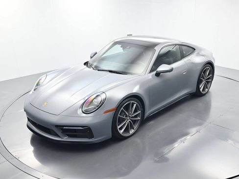 Certified 2024 Porsche 911 Carrera RWD image 34