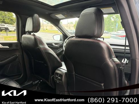 Used 2023 Ford Escape ST-Line Elite w/ Premium Technology Package AWD/4WD image 14
