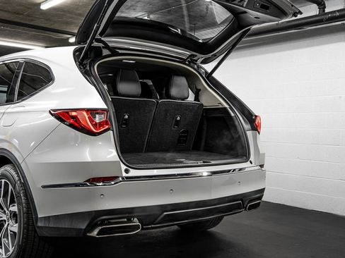 Used 2022 Acura MDX FWD w/ Technology Package image 17