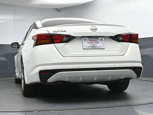 Certified 2024 Nissan Altima 2.5 S FWD image 25