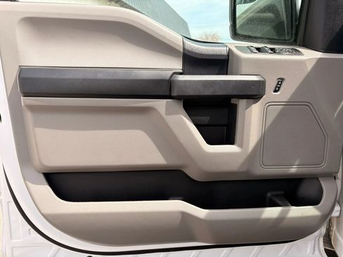 Used 2019 Ford F150 XL w/ Equipment Group 101A Mid AWD/4WD image 15