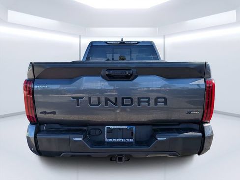Used 2023 Toyota Tundra SR5 w/ SR5 Convenience Package AWD/4WD image 4
