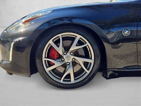Used 2014 Nissan 370Z Coupe w/ Sport Package RWD image 18