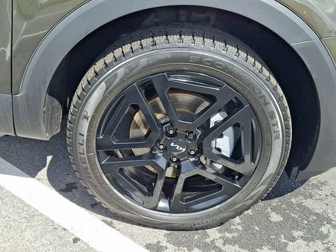 Used 2024 Kia Telluride EX X-Line AWD/4WD image 8