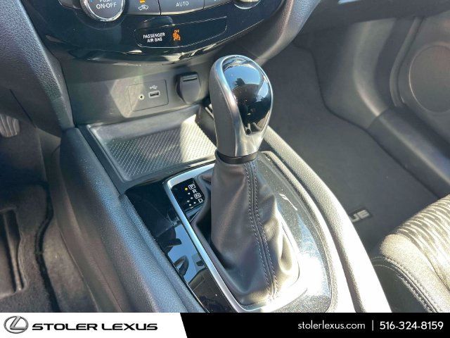 Used 2020 Nissan Rogue SV AWD/4WD image 36