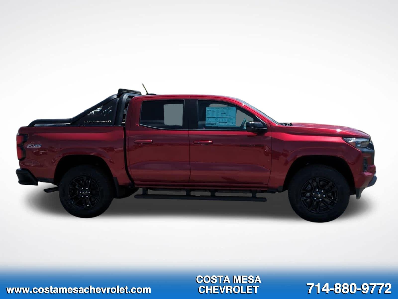 New 2026 Chevrolet Colorado Z71 w/ Midnight Edition AWD/4WD image 4