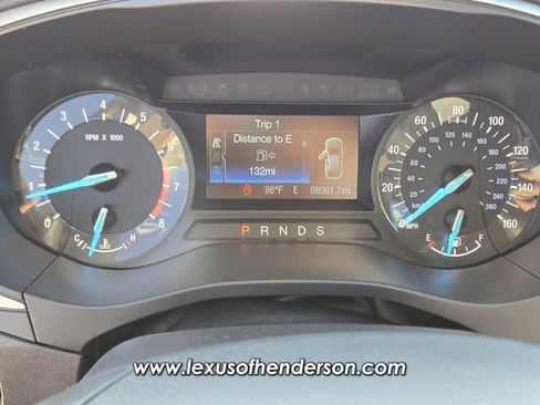 Used 2014 Ford Fusion SE FWD image 26