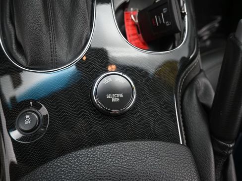 Used 2012 Chevrolet Corvette Grand Sport RWD image 18