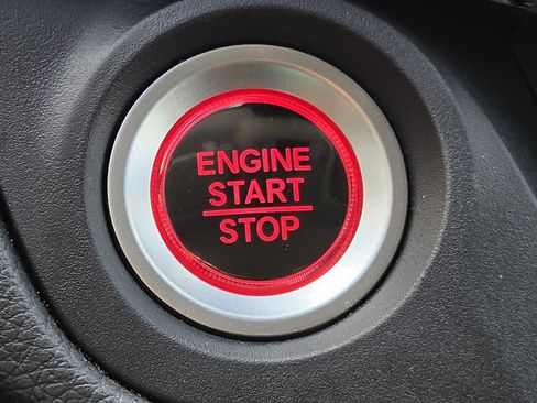 Used 2025 Honda Odyssey EX-L image 24