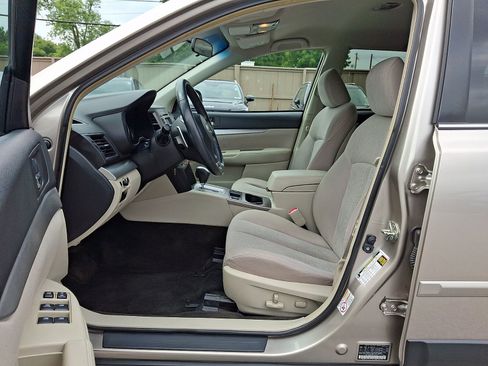 Used 2014 Subaru Outback 2.5i Premium AWD/4WD image 14