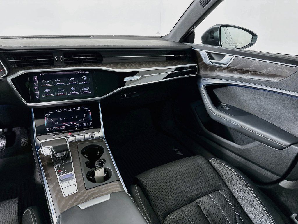 Used 2023 Audi A7 3.0T Prestige w/ Luxury Package AWD/4WD image 20