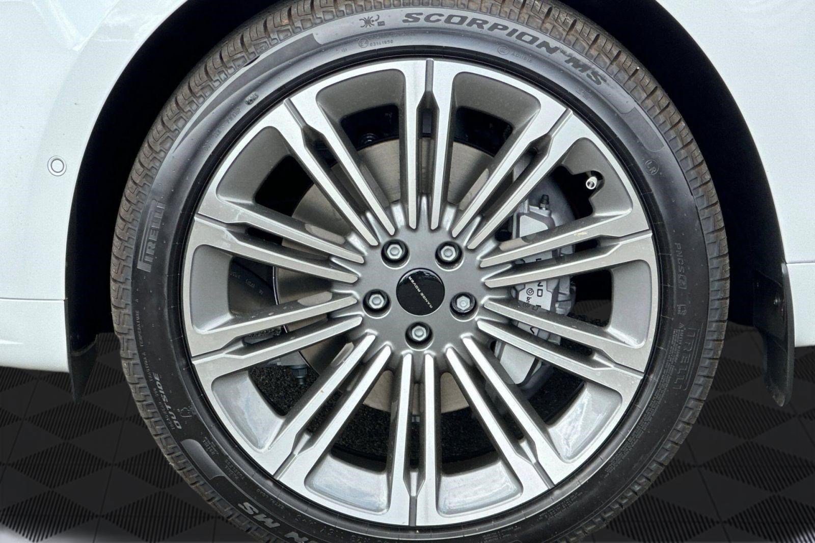 New 2026 Land Rover Range Rover Sport Dynamic SE AWD/4WD image 74