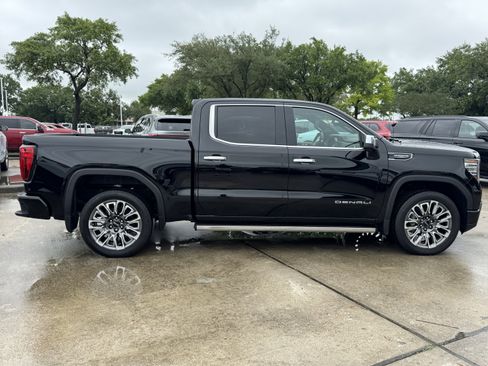 Used 2025 GMC Sierra 1500 Denali Ultimate AWD/4WD image 7
