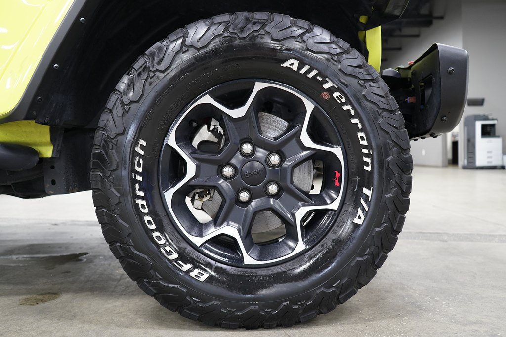 Used 2023 Jeep Wrangler Unlimited Rubicon w/ Steel Bumper Group AWD/4WD image 37