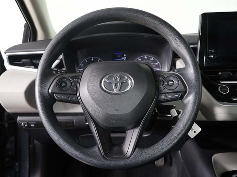 Used 2023 Toyota Corolla LE FWD image 33