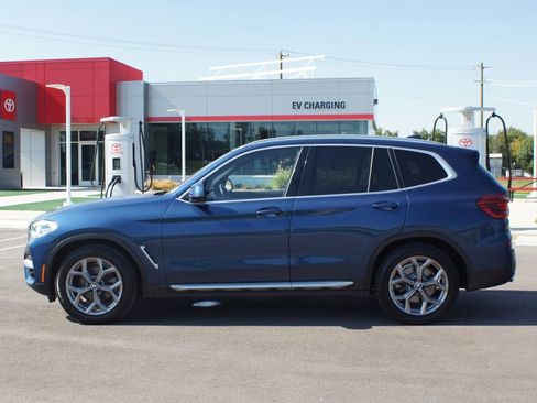 Used 2021 BMW X3 xDrive30i w/ Premium Package image 16