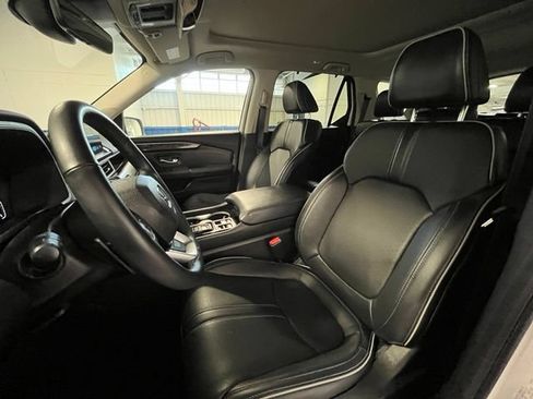 Used 2023 Honda Pilot Elite image 21