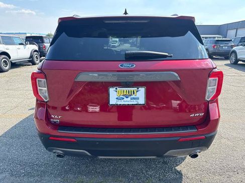 Certified 2023 Ford Explorer XLT w/ Equipment Group 202A AWD/4WD image 5
