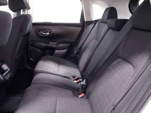 Certified 2024 Honda HR-V LX image 17