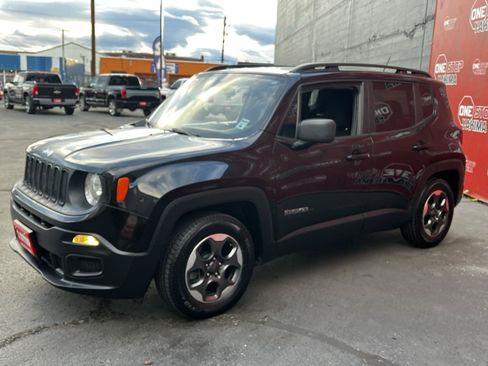 Used 2016 Jeep Renegade Sport w/ Power & Air Group FWD image 3