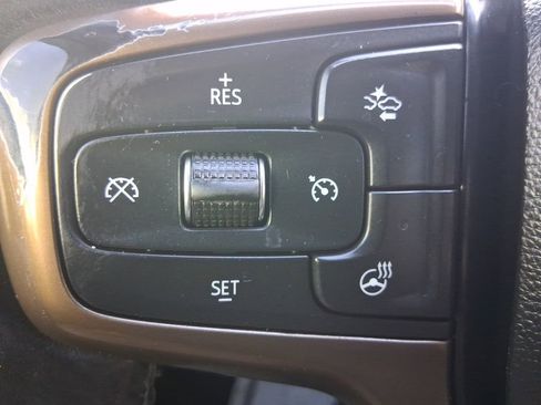 Used 2019 Chevrolet Silverado 1500 High Country image 23