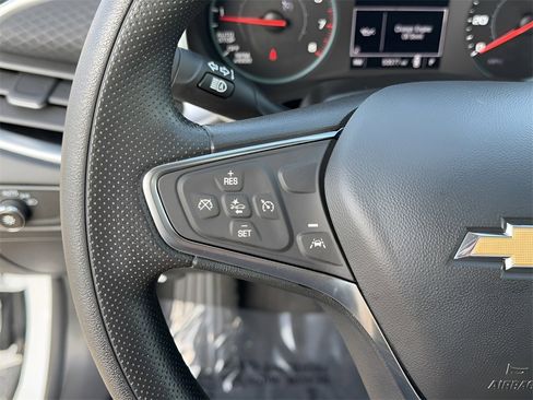 Used 2024 Chevrolet Malibu LT image 28